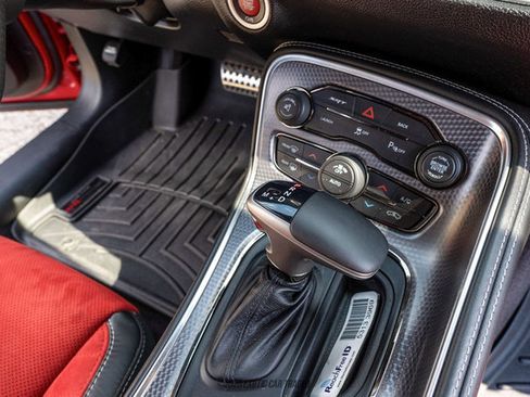 Used 2016 Dodge Challenger SRT Hellcat RWD image 60