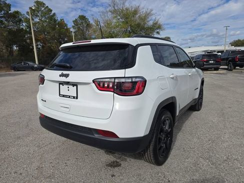 New 2026 Jeep Compass Latitude AWD/4WD image 4