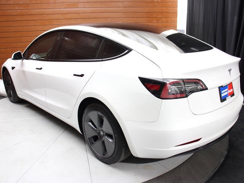 Used 2021 Tesla Model 3 Standard Range Plus RWD image 10