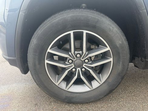 Used 2020 Jeep Grand Cherokee Limited w/ Luxury Group II image 10