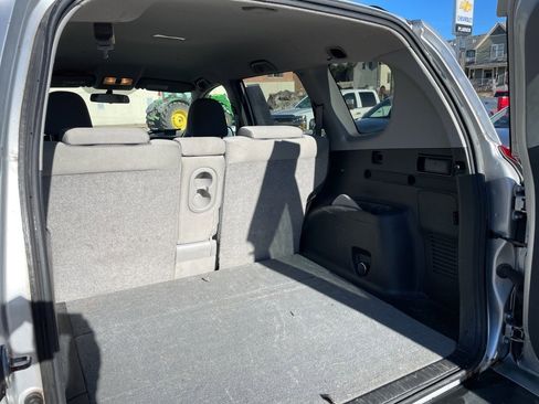 Used 2009 Toyota RAV4 4WD V6 image 7