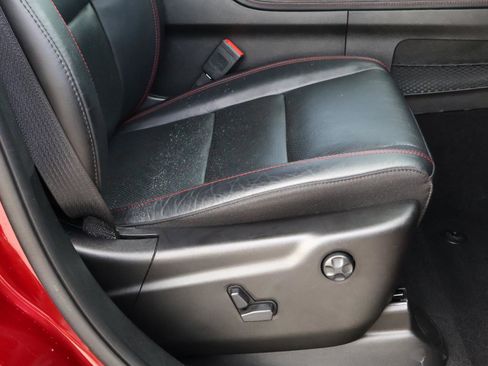 Used 2023 Dodge Durango GT image 19