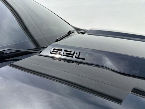 Used 2024 Chevrolet Silverado 1500 LT Trail Boss w/ LT Trail Boss Premium Package AWD/4WD image 9