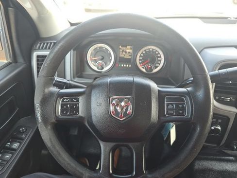 Used 2016 RAM 2500 Tradesman w/ Chrome Appearance Group AWD/4WD image 17