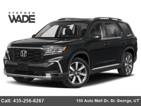 Used 2025 Honda Pilot Touring image 1