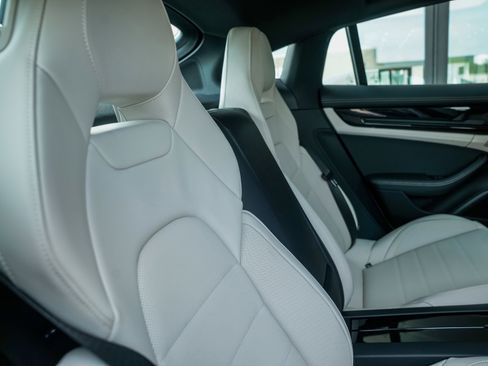 New 2026 Porsche Panamera image 31