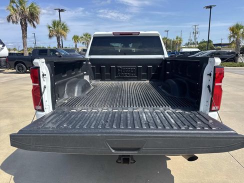 Used 2026 Chevrolet Silverado 2500 LTZ AWD/4WD image 7