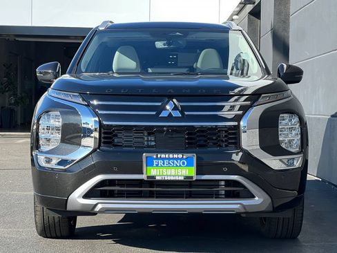 New 2026 Mitsubishi Outlander SEL FWD image 10