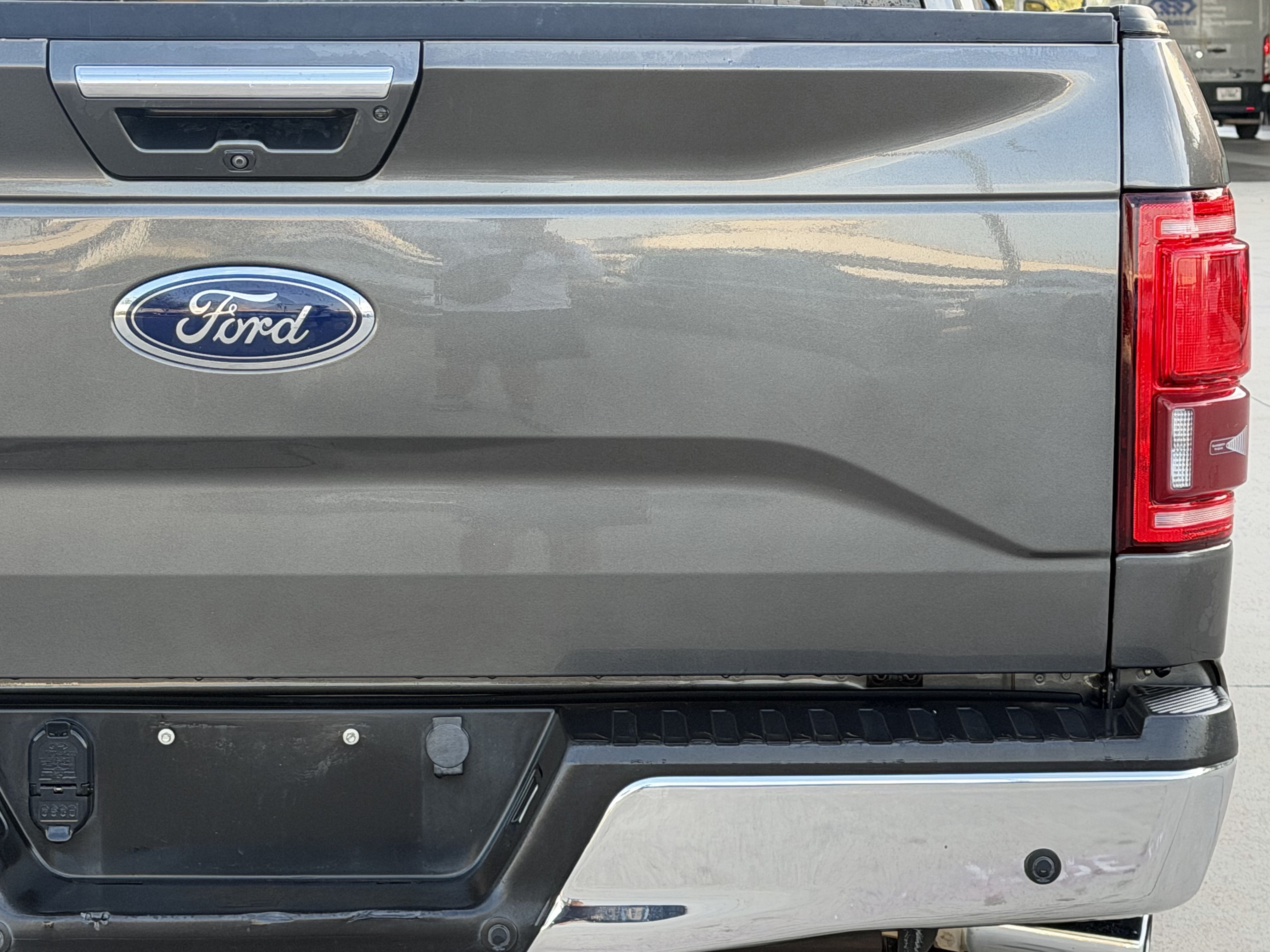 Used 2017 Ford F150 Lariat AWD/4WD image 6