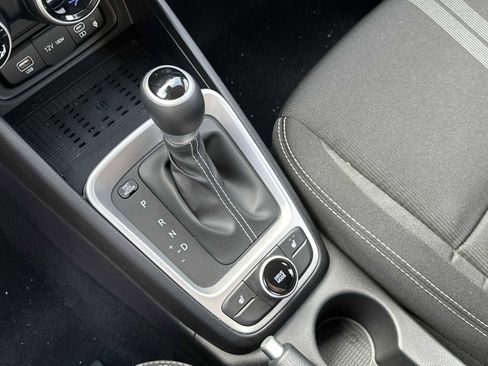 New 2026 Hyundai Venue SEL image 18