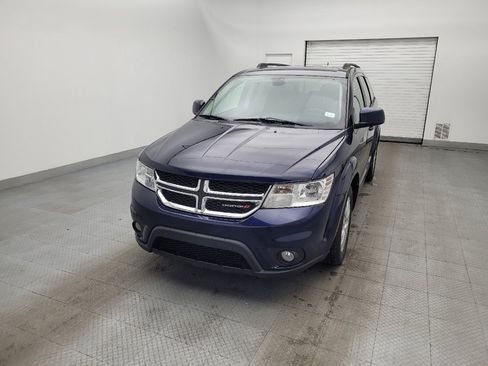 Used 2019 Dodge Journey SE image 15