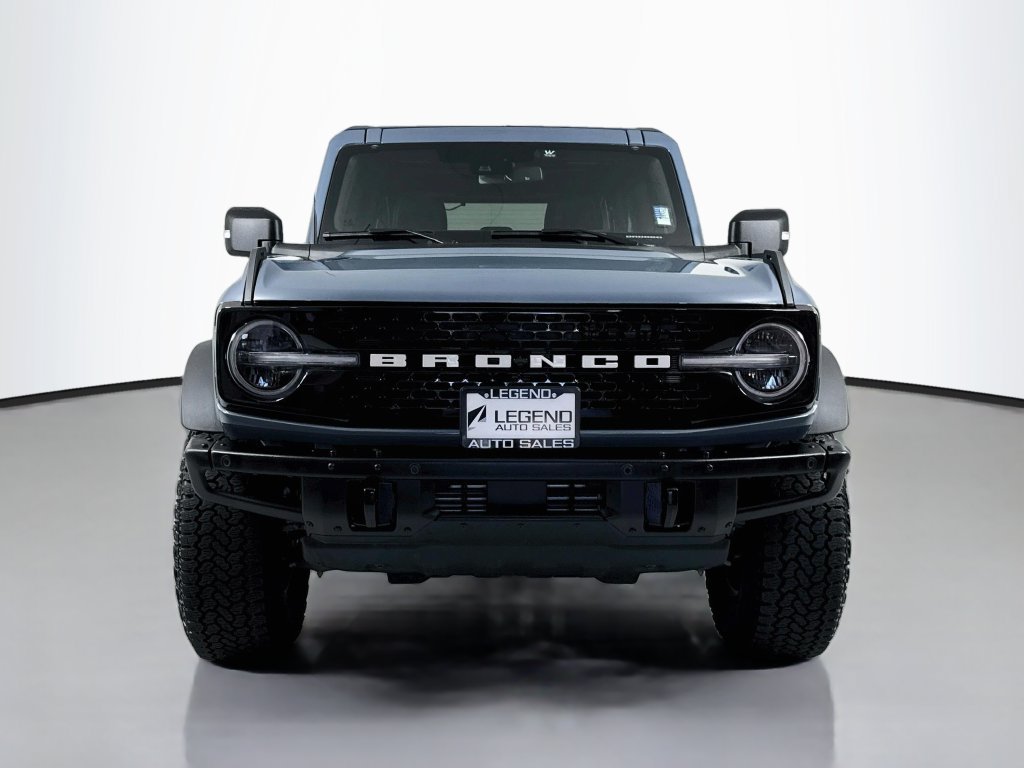 Used 2025 Ford Bronco Badlands AWD/4WD image 3