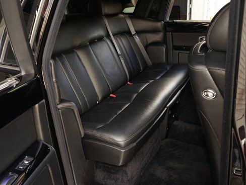 Used 2013 Rolls-Royce Phantom Sedan image 19