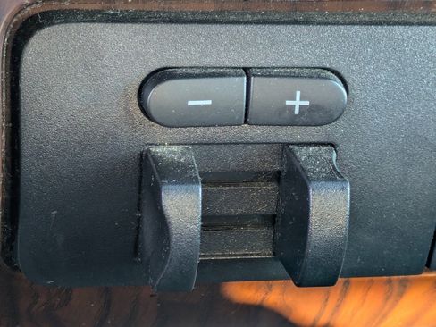 Used 2012 Ford F350 Lariat w/ Lariat Ultimate Pkg image 30