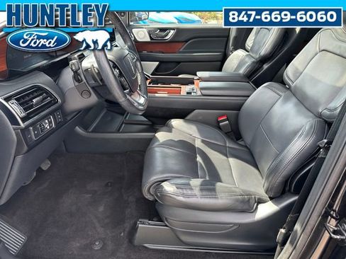 Used 2022 Lincoln Navigator Reserve image 23