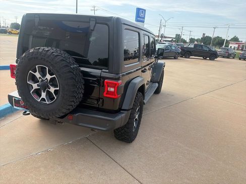 Used 2018 Jeep Wrangler Unlimited Sport S AWD/4WD image 13
