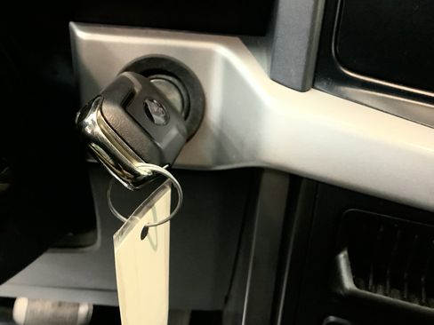 Used 2023 Ford F150 XLT image 18