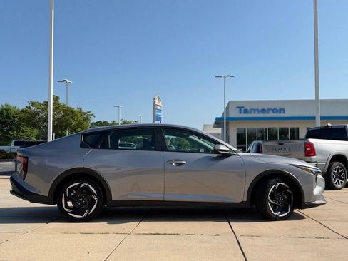 Used 2025 Kia K4 EX FWD image 3
