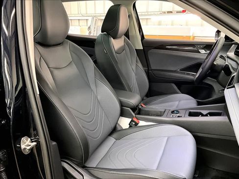 New 2026 Volkswagen Tiguan SE image 30