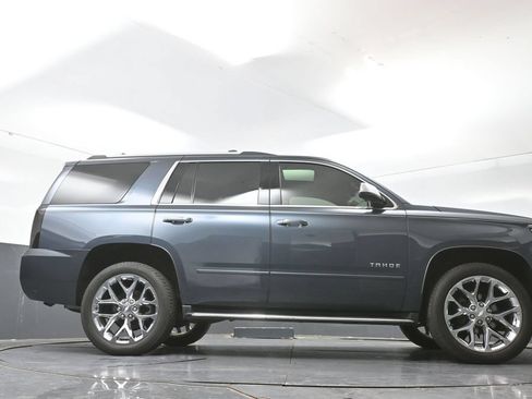 Used 2019 Chevrolet Tahoe Premier AWD/4WD image 58