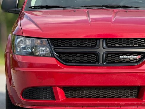 Used 2018 Dodge Journey SE w/ Blacktop Package FWD image 14