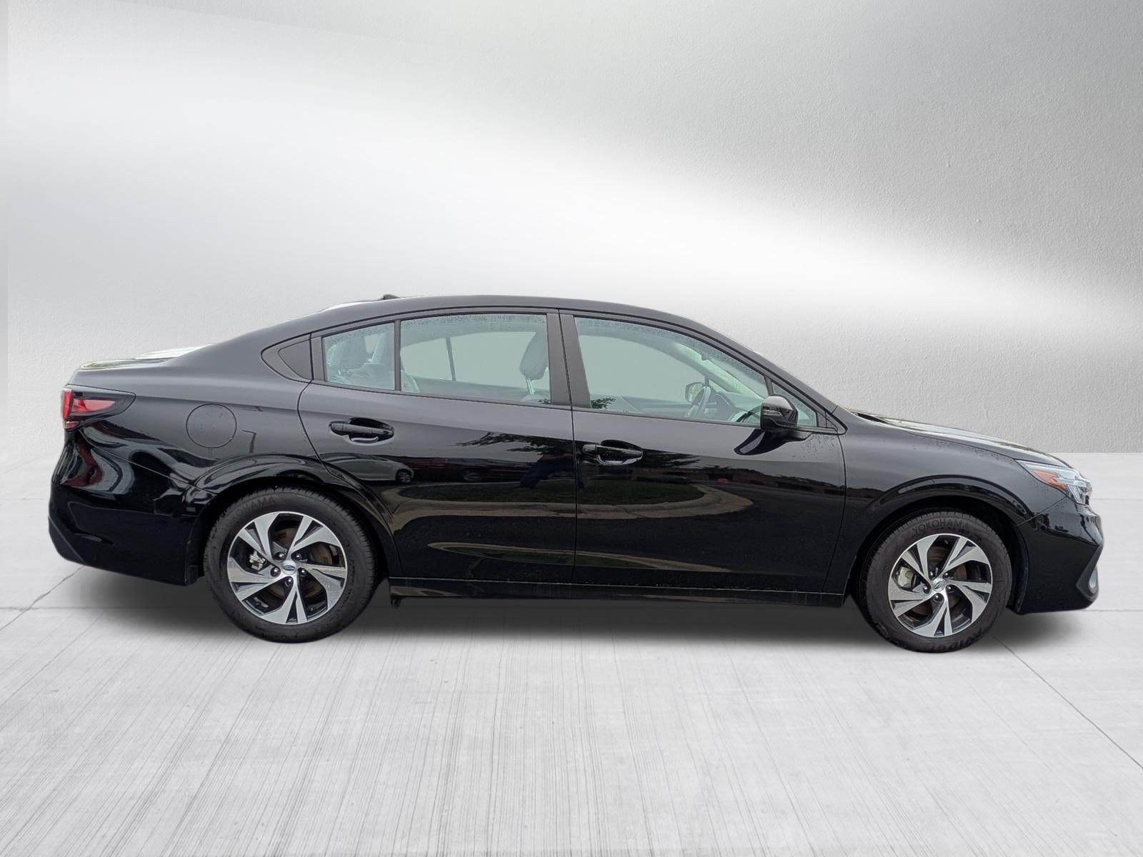 Used 2025 Subaru Legacy Premium AWD/4WD image 8