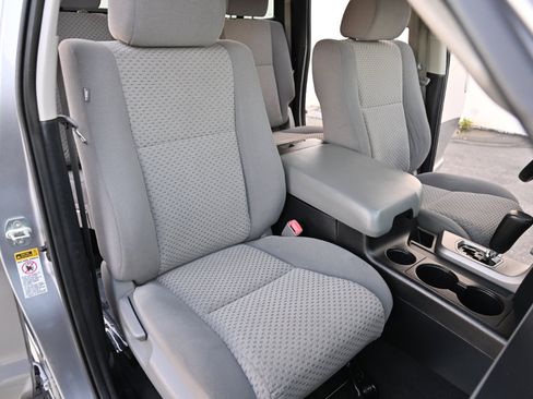 Used 2012 Toyota Tundra 2WD Double Cab image 15