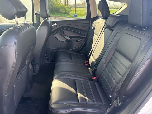 Used 2019 Ford Escape SEL AWD/4WD image 9