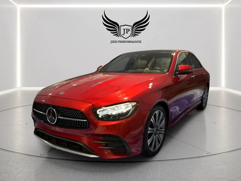 Used 2021 Mercedes-Benz E 350 Sedan image 3
