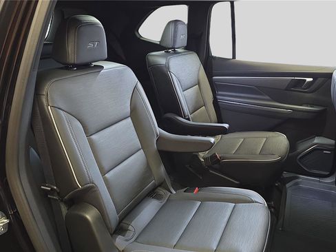 New 2026 Buick Enclave Sport Touring w/ Power Package image 14