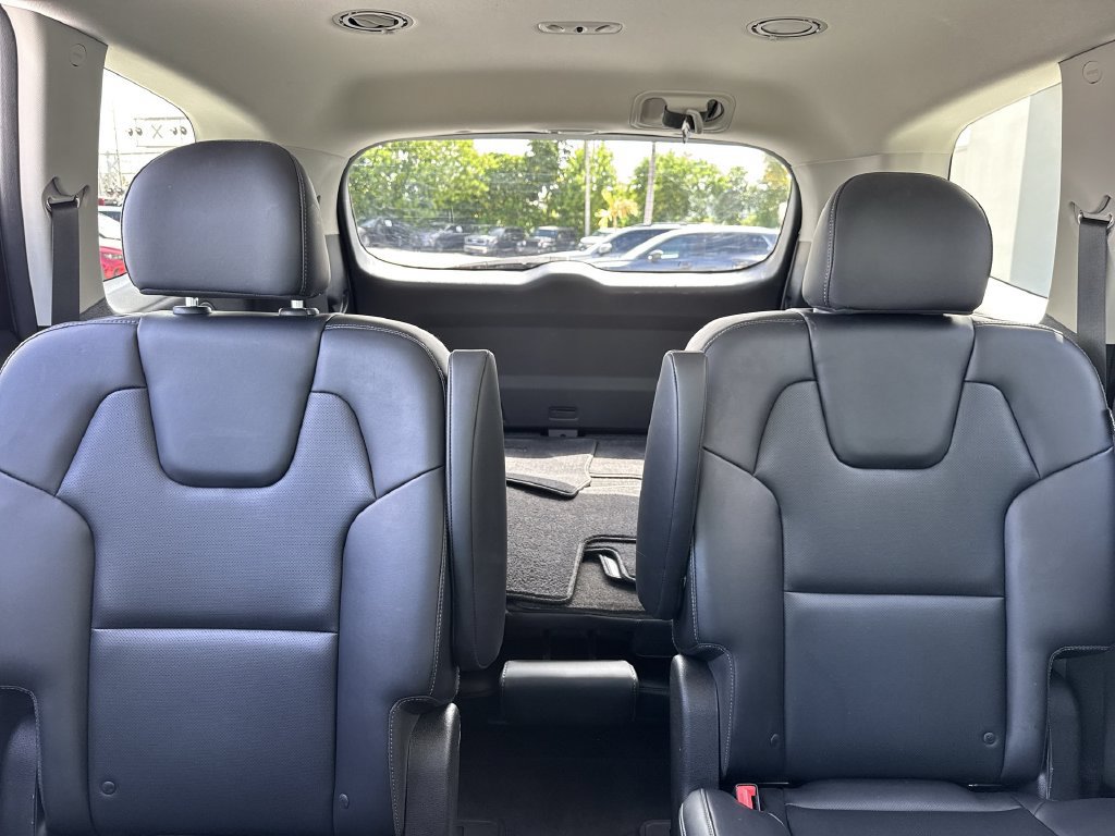 Used 2024 Kia Telluride S FWD image 18