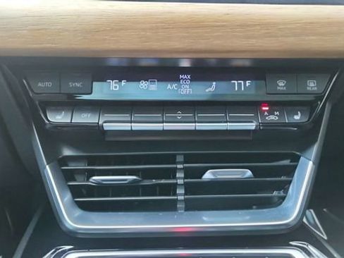 Used 2023 Audi e-tron GT Prestige w/ Prestige Package image 53