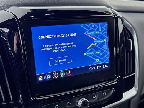 Used 2023 Chevrolet Traverse LT w/ LT Premium Package image 15