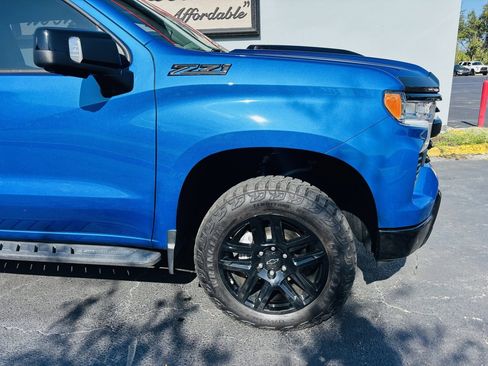 Used 2022 Chevrolet Silverado 1500 LT Trail Boss w/ LT Trail Boss Premium Package image 11