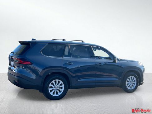 Certified 2025 Toyota Grand Highlander FWD image 7