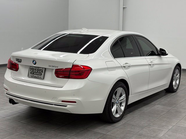 Used 2017 BMW 330i xDrive Sedan AWD/4WD image 2