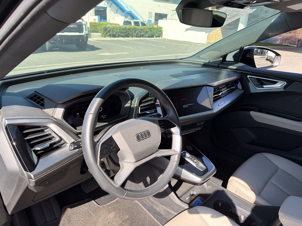 Used 2023 Audi Q4 e-tron Premium w/ Convenience Package RWD image 11
