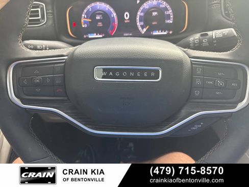 Used 2023 Jeep Wagoneer Series II w/ Flexible Seating Group AWD/4WD image 27