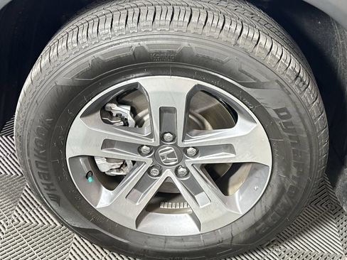 Used 2026 Honda Pilot EX-L image 9