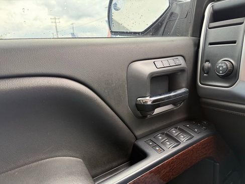 Used 2015 GMC Sierra 1500 SLT w/ SLT Crew Cab Value Package image 11