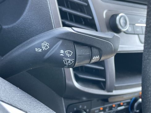 Used 2022 Ford Transit Connect XL FWD image 20
