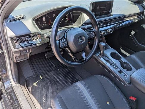 Used 2025 Honda Civic Sport image 9