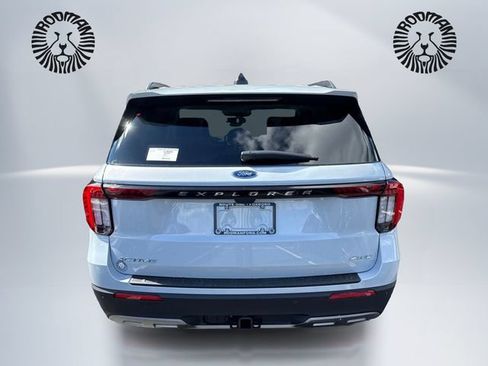 New 2026 Ford Explorer Active w/ Active Comfort Package AWD/4WD image 7