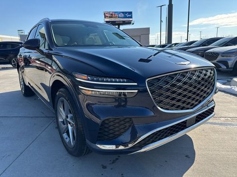 New 2026 Genesis GV70 2.5T Select image 3