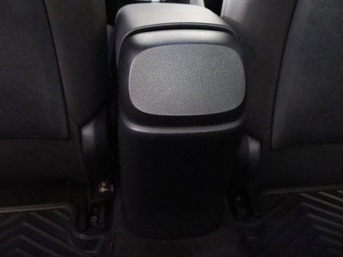 Used 2023 Hyundai Elantra Blue w/ Winter Weather Package image 44