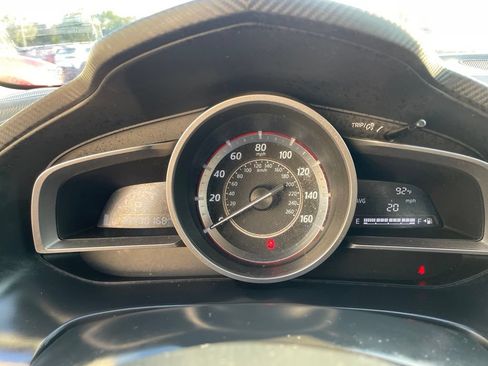 Used 2016 MAZDA MAZDA3 i Sport w/ Preferred Equipment Package FWD image 10