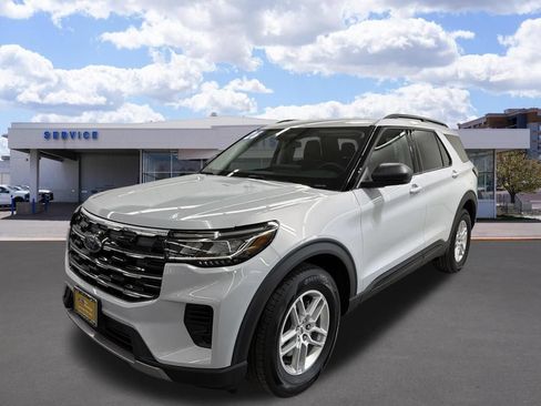 Certified 2026 Ford Explorer Active AWD/4WD image 7
