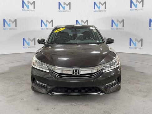 Used 2017 Honda Accord EX-L image 8