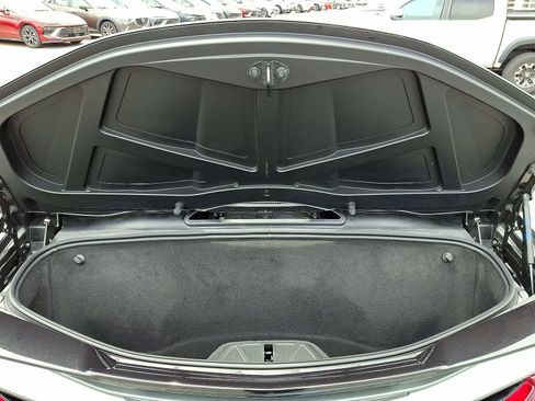Used 2023 Chevrolet Corvette Stingray Preferred Conv w/ Z51 Performance Package RWD image 31