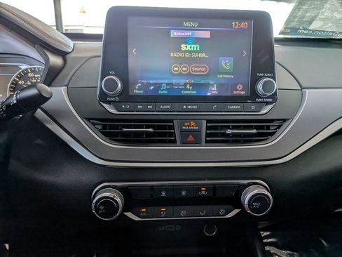 Used 2024 Nissan Altima 2.5 SR FWD image 19
